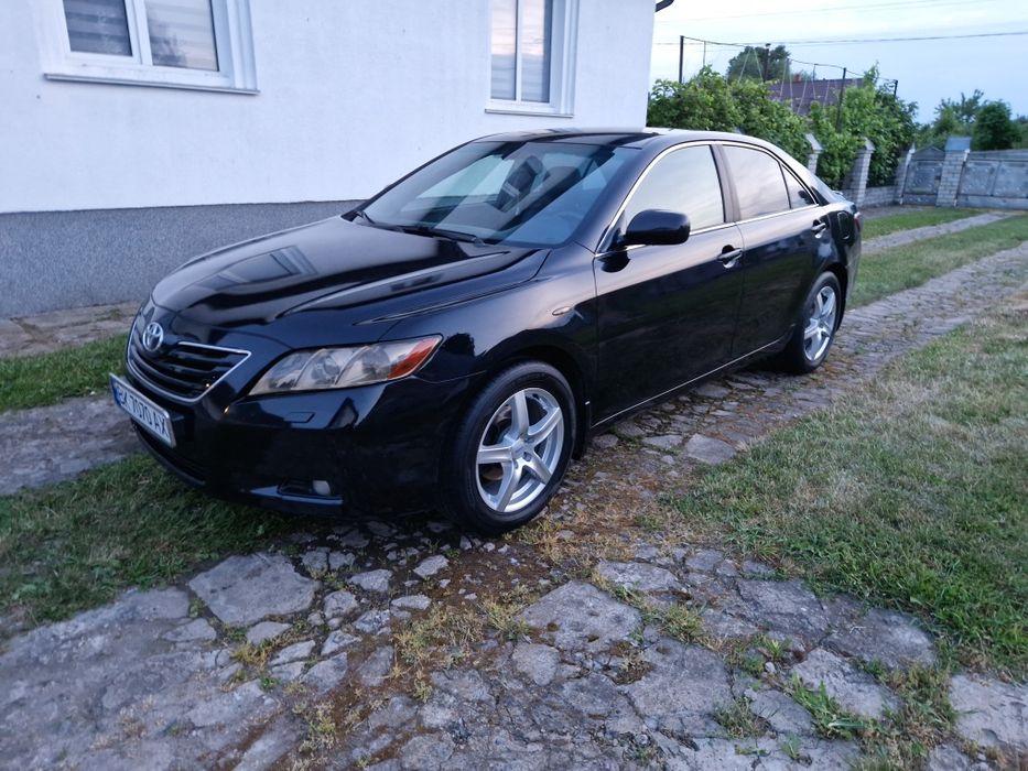 Тойота камрі 2.4