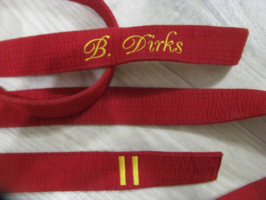 Пояс для кимоно Красный с двумя жёлтыми полосами 290 см