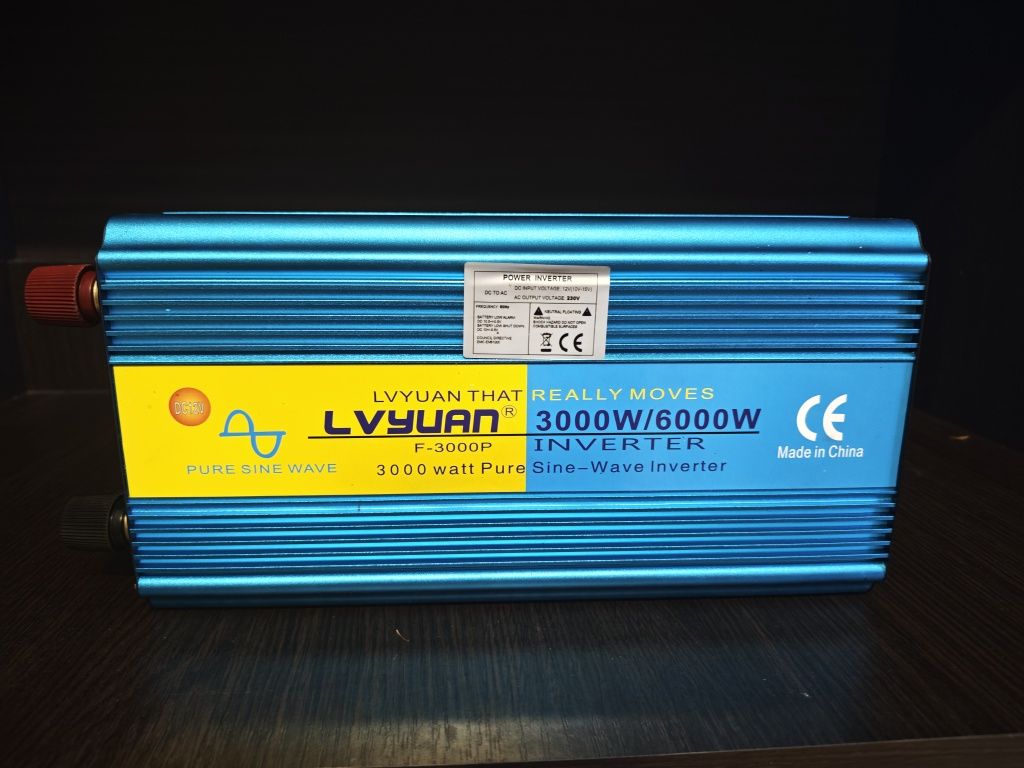 Інвертор 3кВт 12-220v