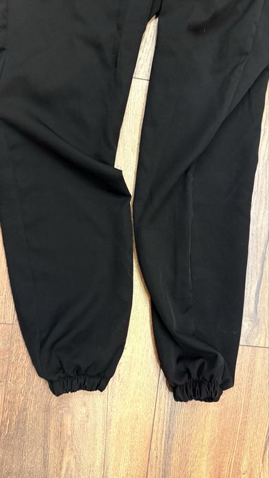 Комбінезон з штанами