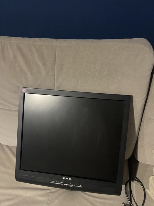 Monitor hyundai z funkcją tv