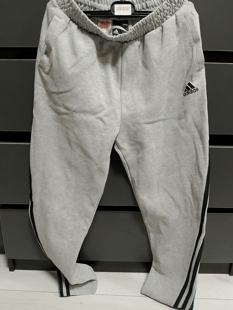 Костюм оригінал Adidas р.164