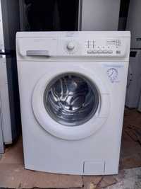 Пральна машина    ELECTROLUX  EWF12470W   8 кг