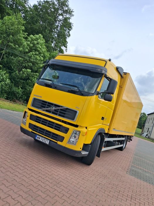 Transport lokalny I krajowy ciężarówką oraz busem