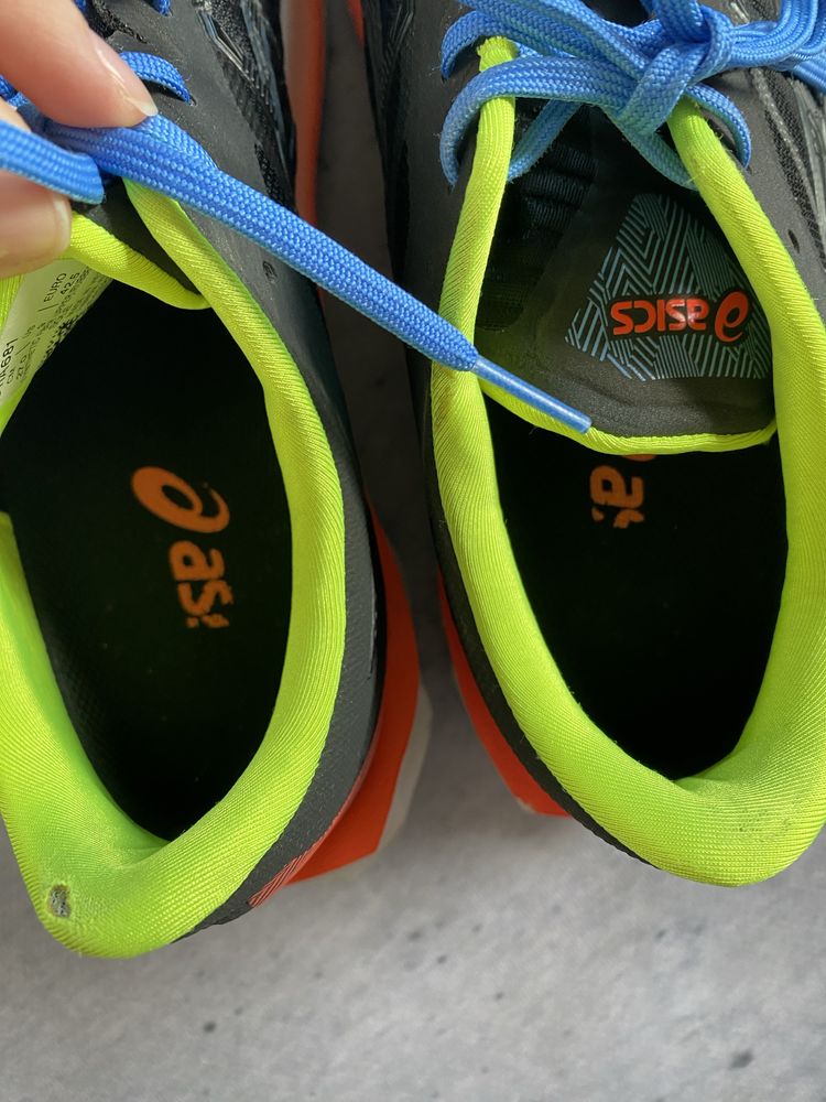 Męskie buty sportowe bieganie asics 42,5