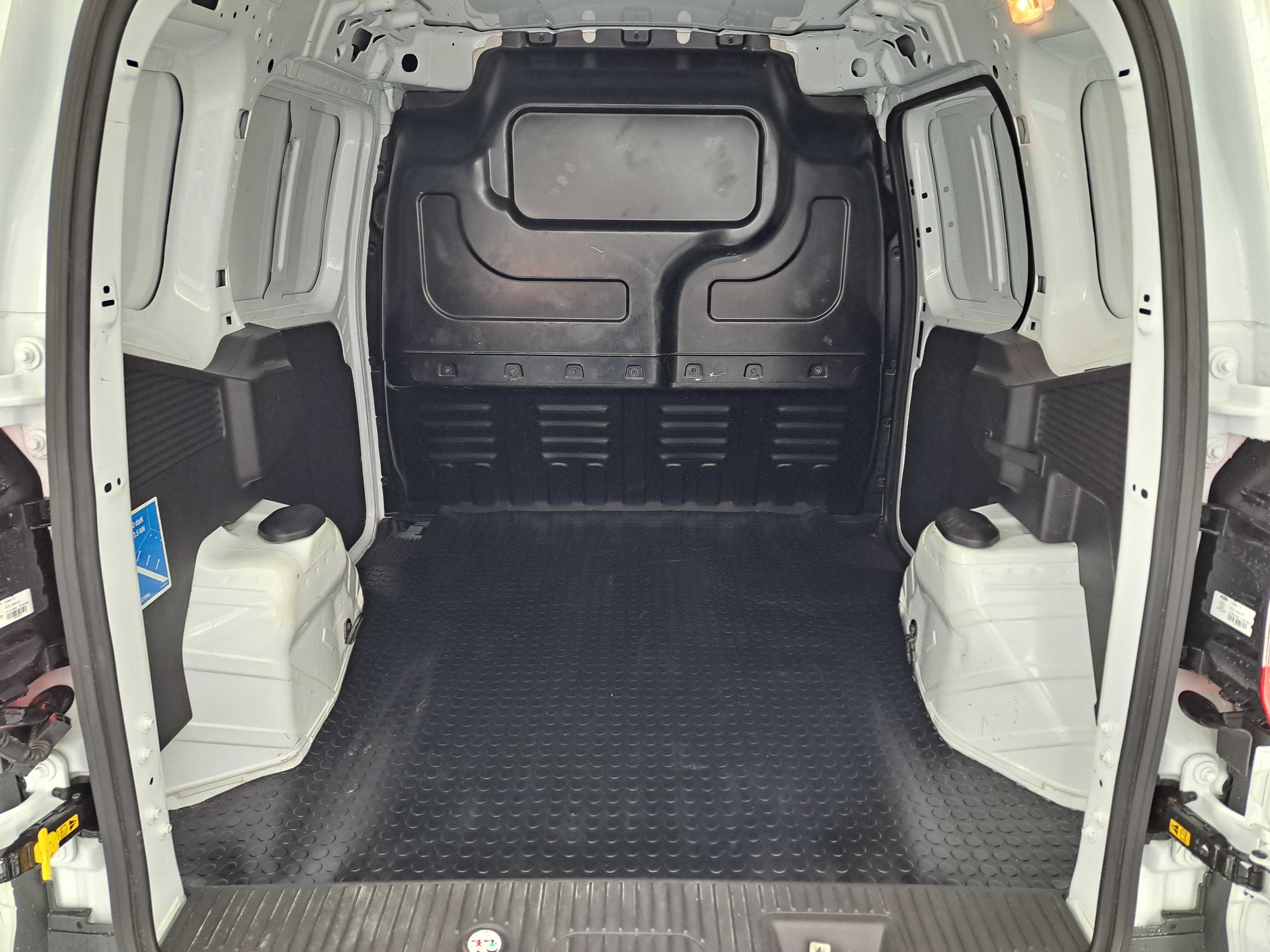 Ford Transit Courier 1.5 TDCi Trend IVA DEDUTÍVEL