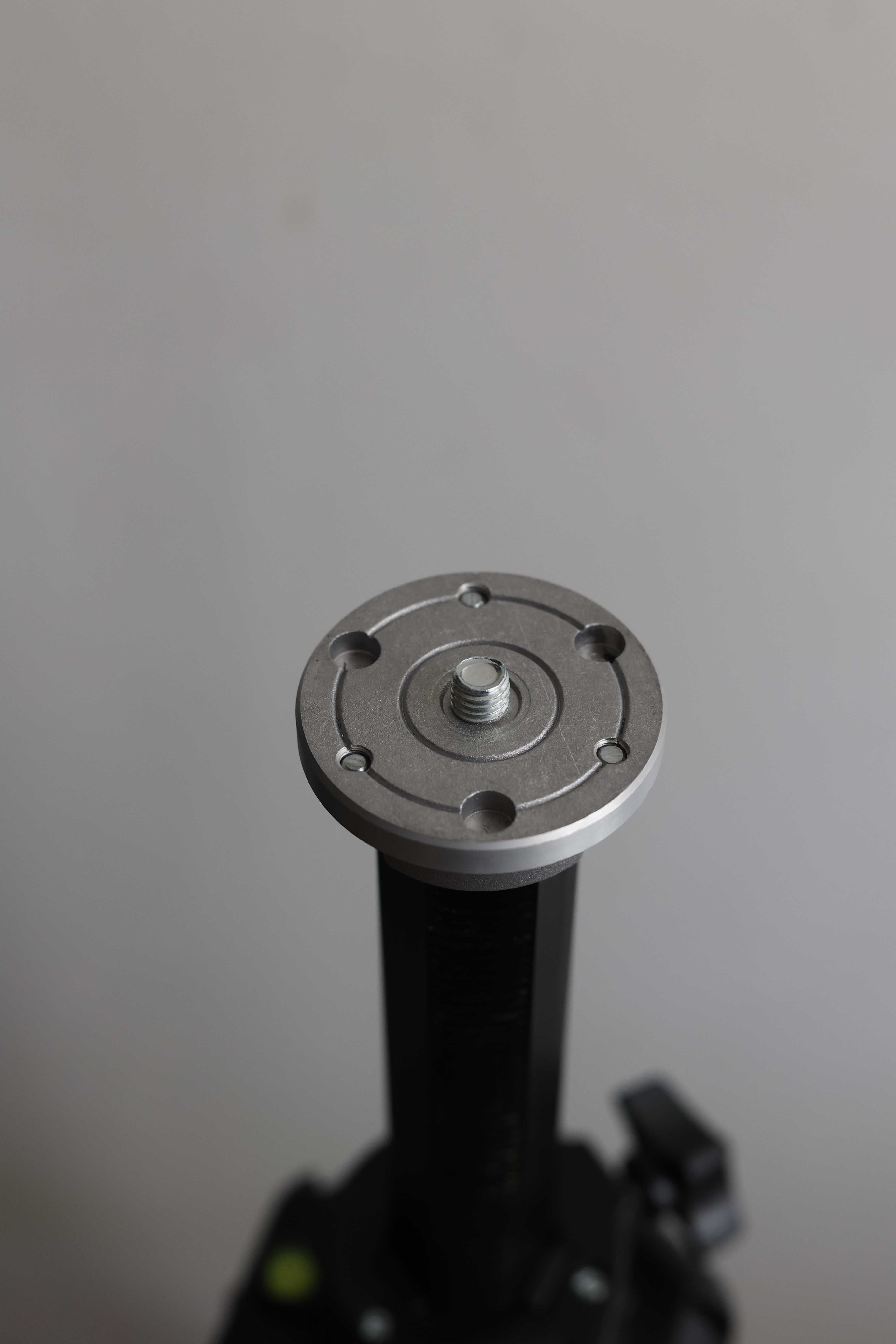 Statyw MANFROTTO 058B Triaut