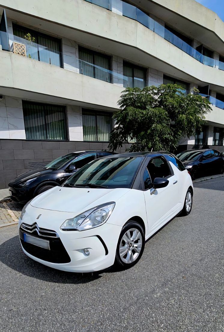 Citroën DS3 1.4 e-HDi So Chic Nacional