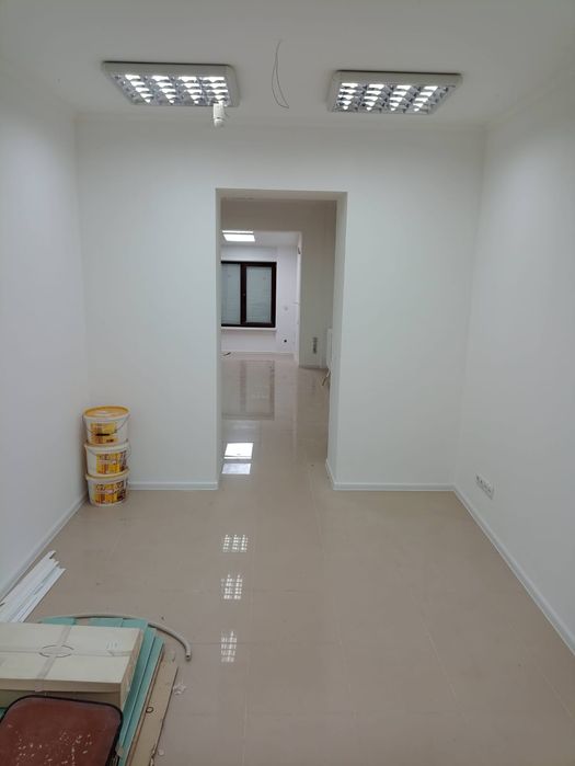 Приміщення 62м фасад під аптеку, магазин, офіс та 5+5м складських вул.