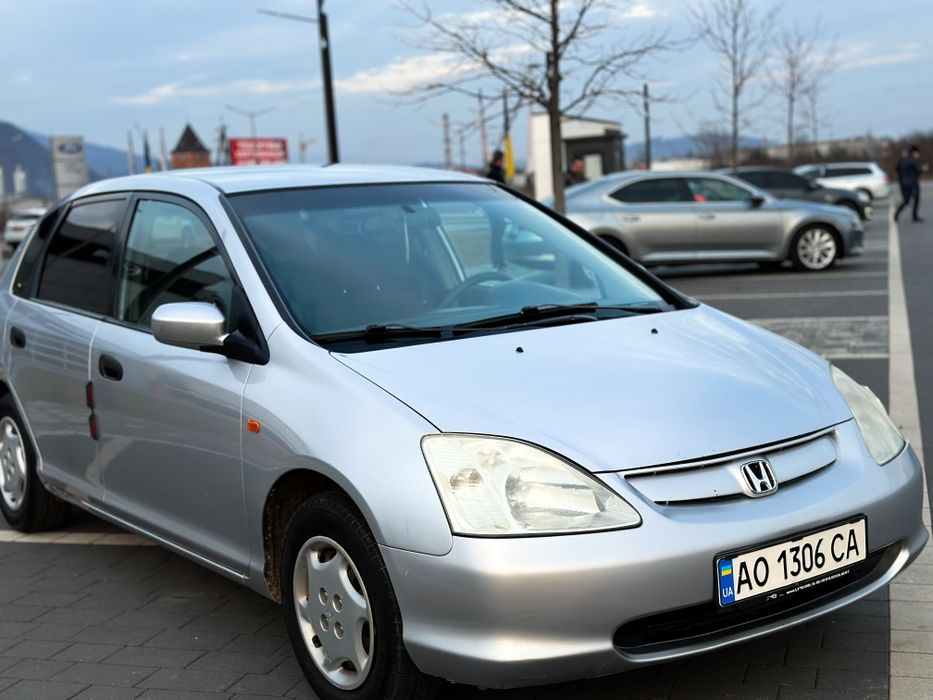 Хонда     сівік    7