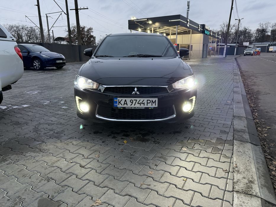 Mitsubishi lancer awd