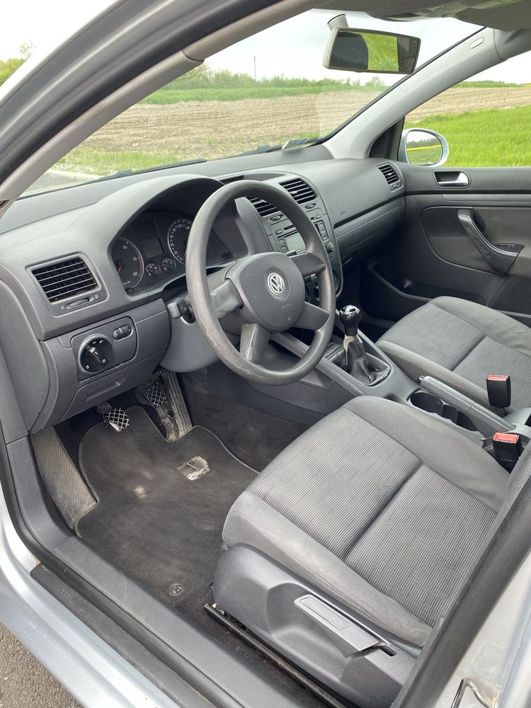 Volkswagen Golf V 5 1.9 TDI 105 KM