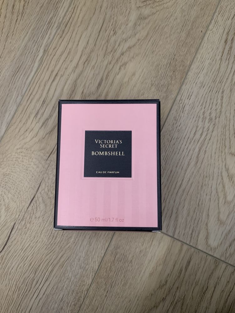 Pudełko po perfumach Bombshell Victoria’s Secret