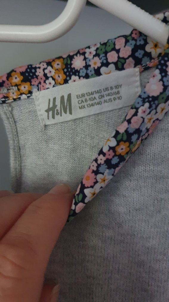 Sweterek H&M rozm 134-140