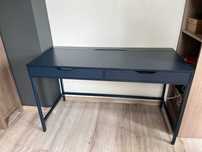 Biurko IKEA ALEX 132x60 kolor niebieski (granatowy)