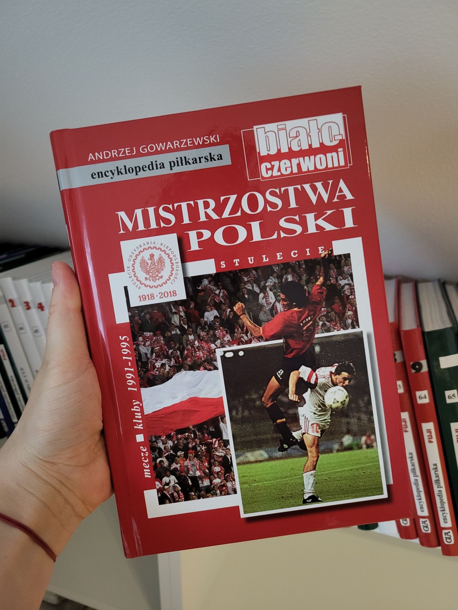 Kolekcja książek encyklopedia Fuji 69 tomów piłka nożna