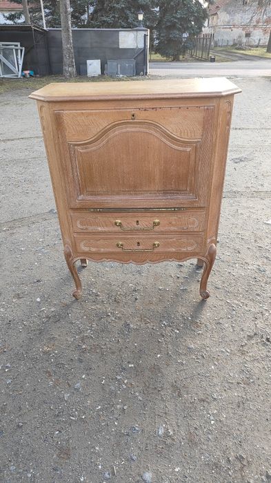 Barek Drewniany Stylizowany