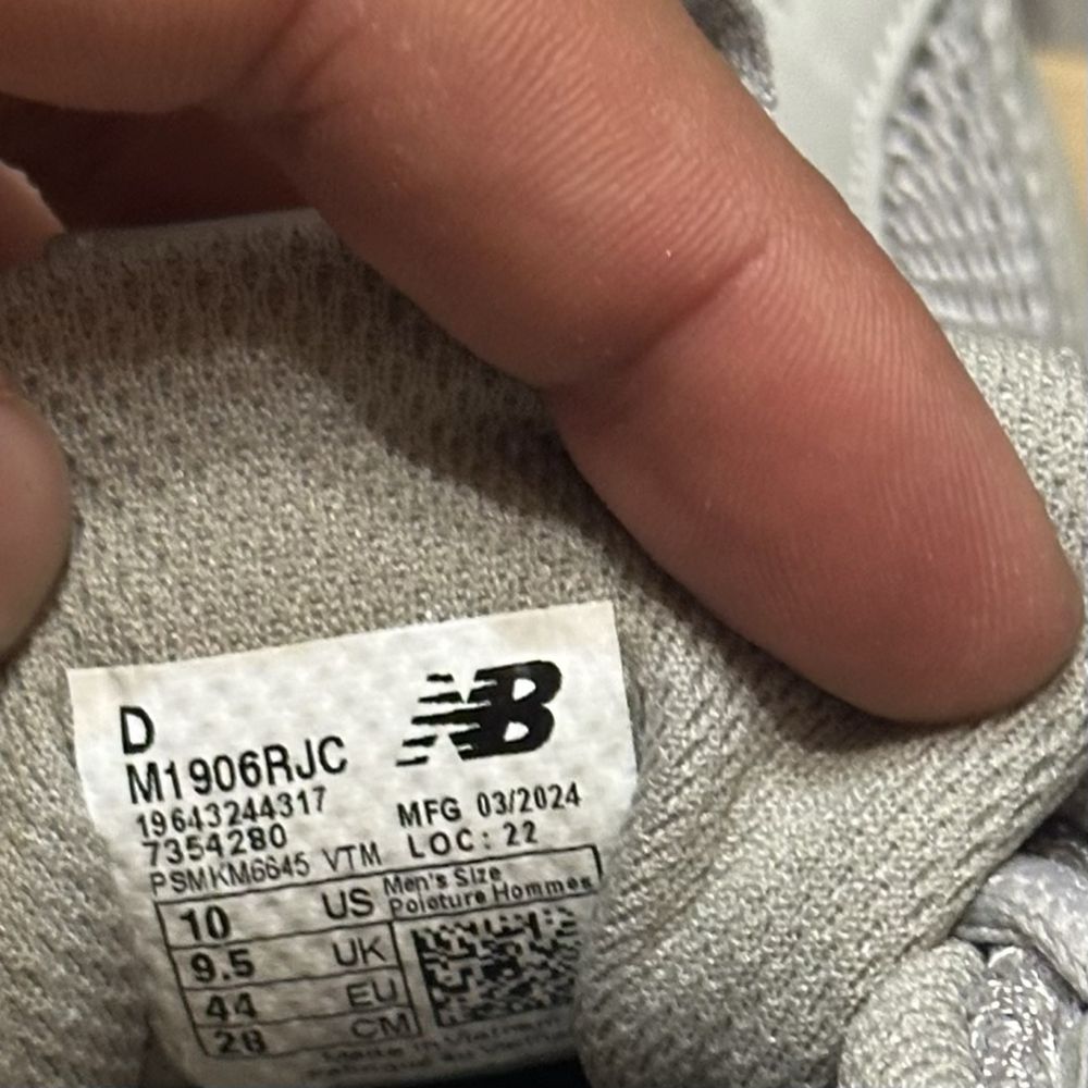 new balance 1906r кросівки оригінал