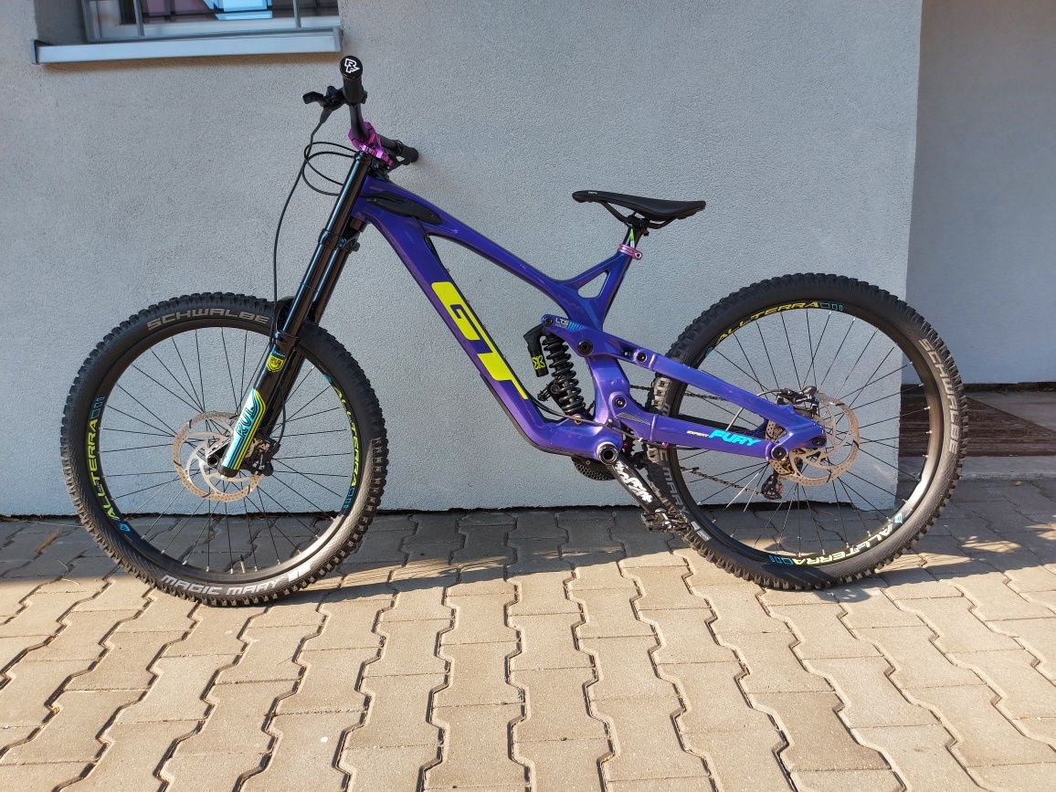 Rower GT  Fury Expert Carbon high pivot downhill dh zjazdówka