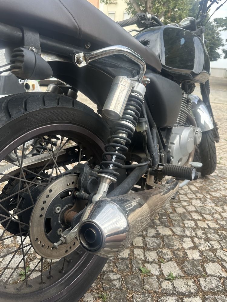 Vendo Mota Mash 125cc usada