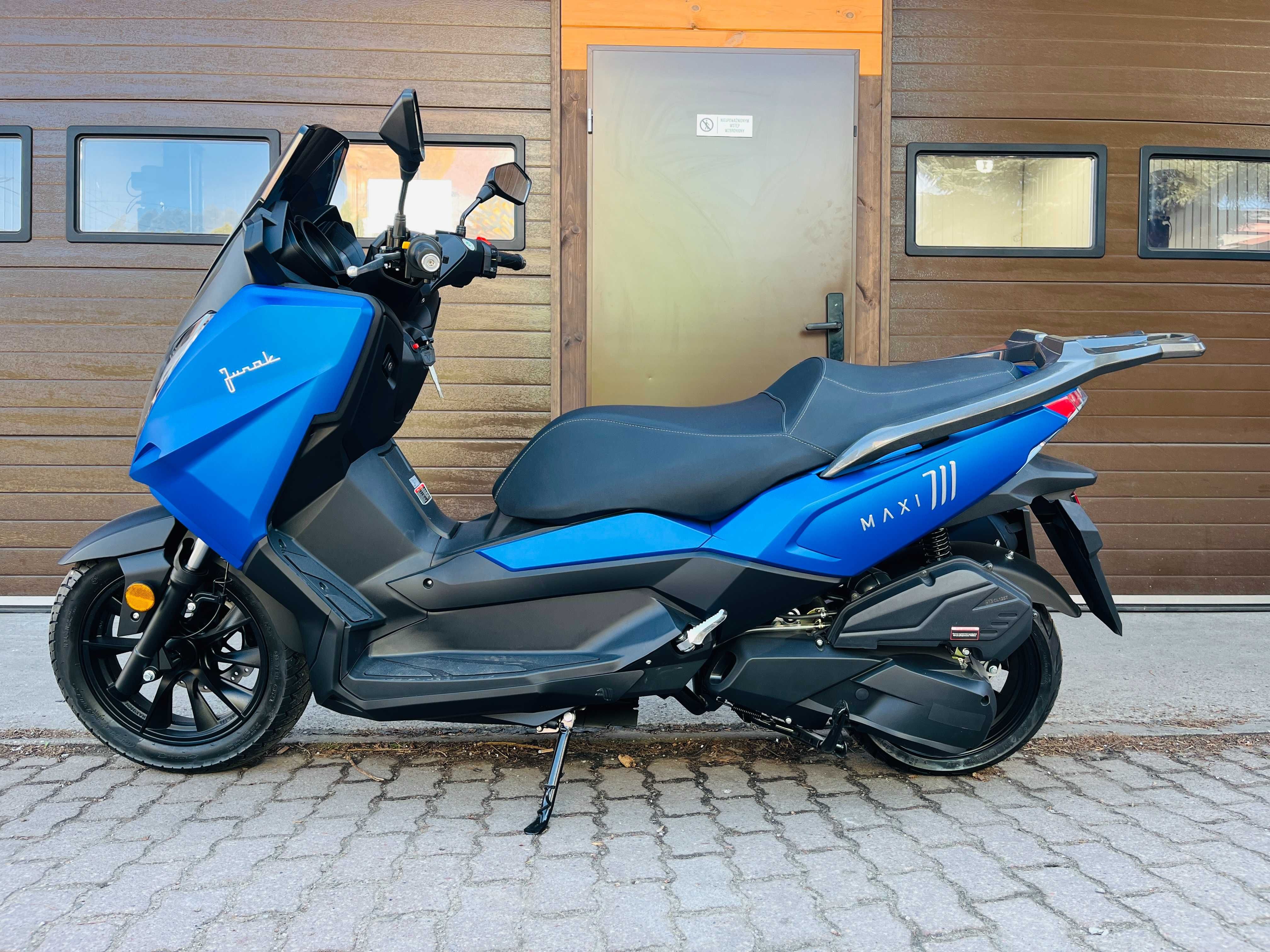 Junak 711 (2025)-Serwis|Raty|Gwarancja|Salon|Dowóz