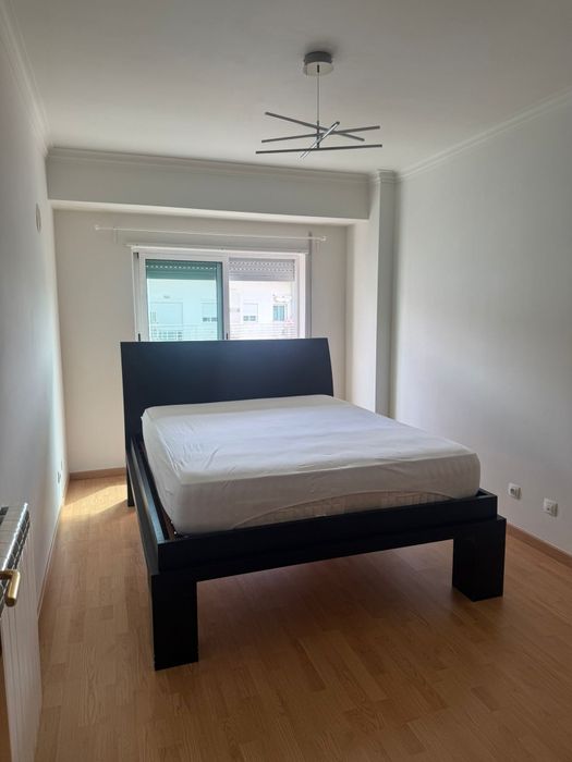 Cama Madeira Lei Brasil tamanho Queen