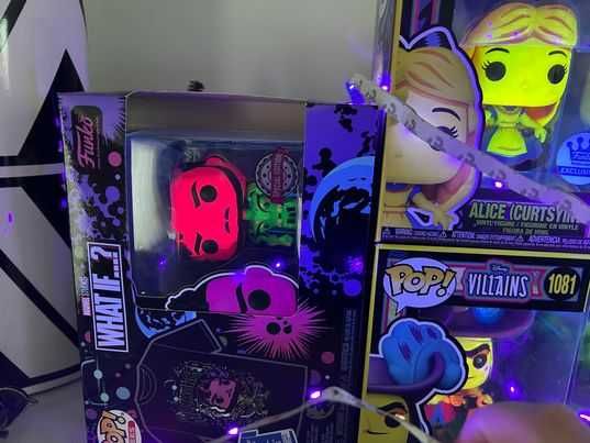 Funko POP black light luz negra