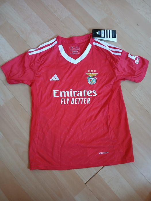 Equipamento Benfica