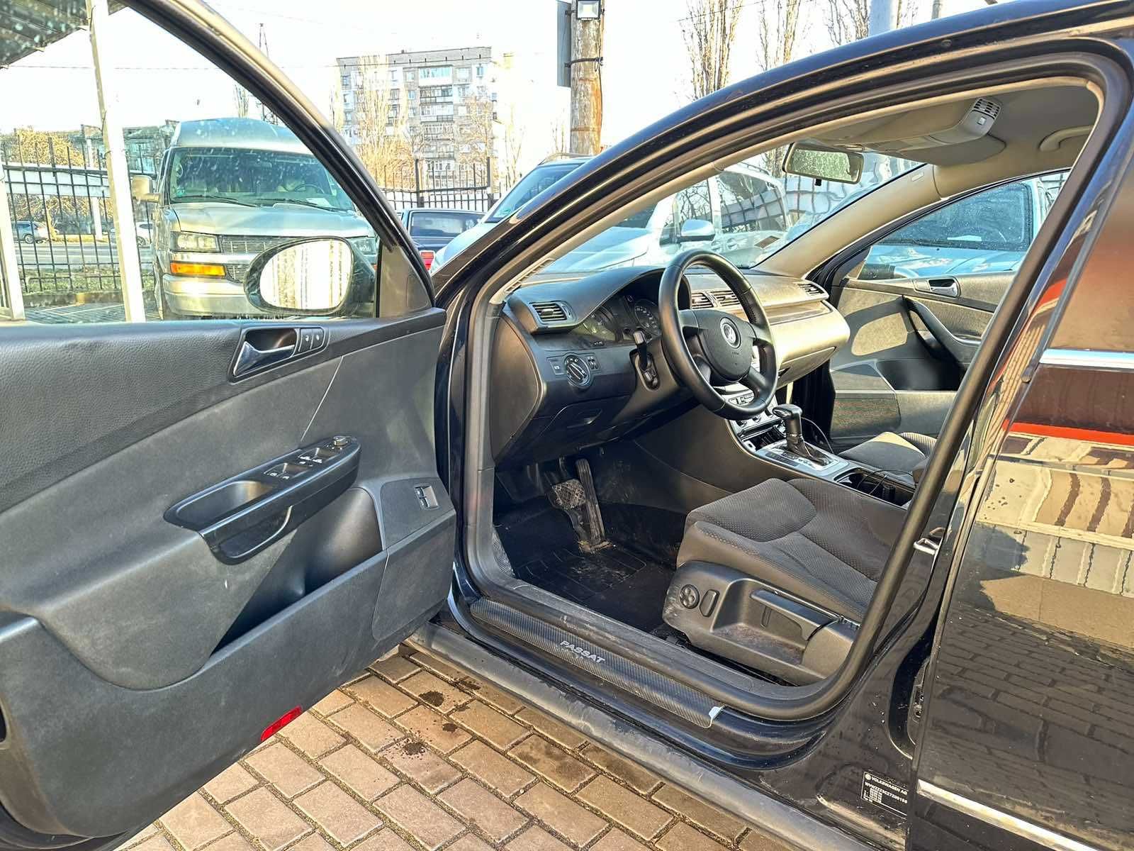 Volkswagen Passat 2007 року 2,0 л./бензин