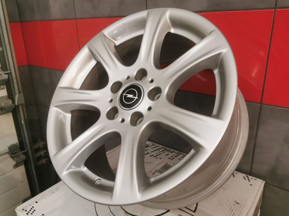Felgi 17" 5x120 Opel Vivaro Insignia BMW Renault Trafic