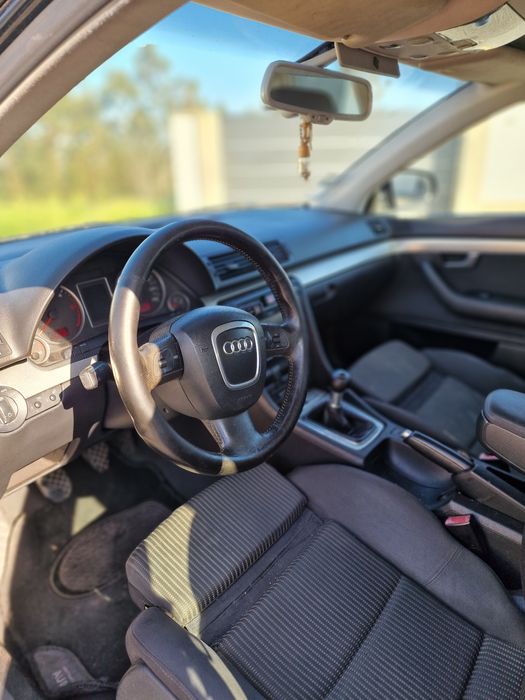 Audi A4 2.0 Tdi 140cv S-line