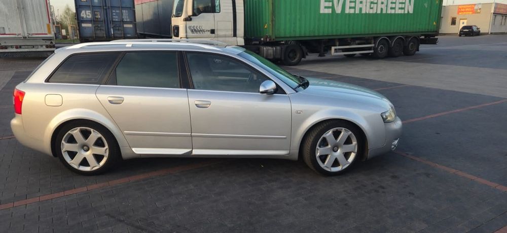 Audi S4 B6 Avant V8 4.2 Quattro Tiptronic – Klasyka z Charakterem