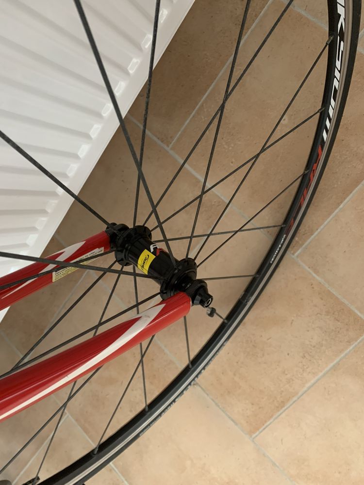 Шоссейный велосипед Specialized tarmac expert