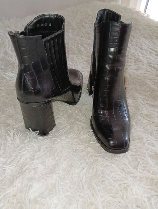 Sprzedam buty damskie