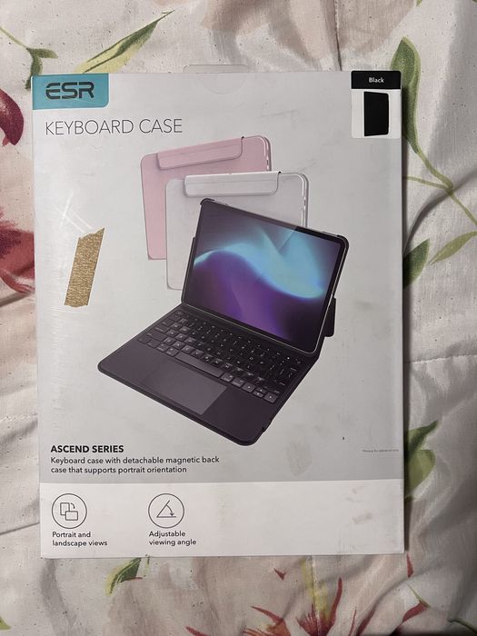 Чохол ESR Ascend для iPad Pro 13" з клавіатурою