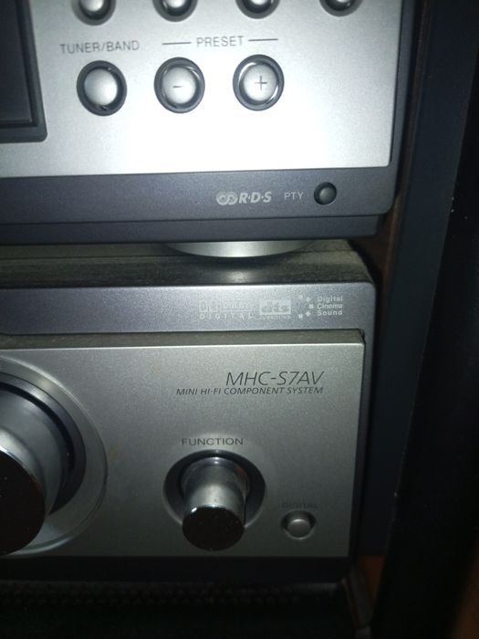 Продається музцентр Sony MHC-S7AV