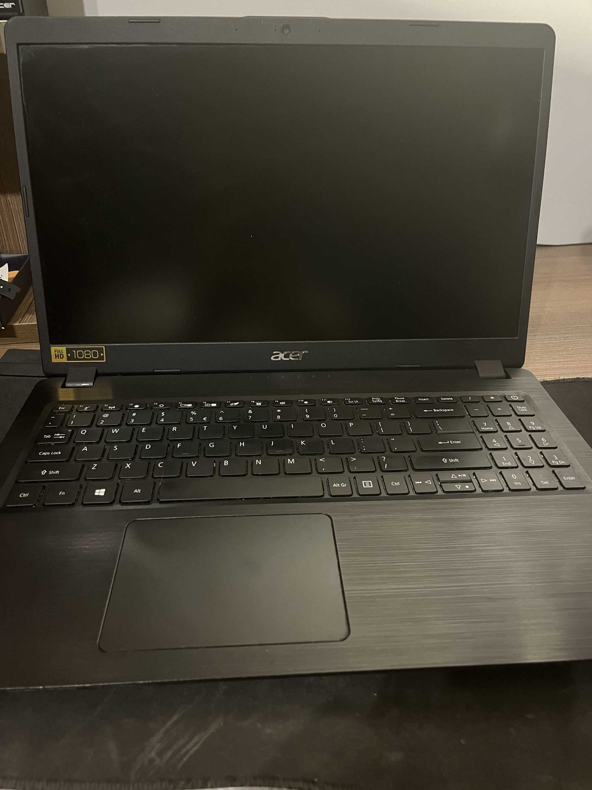 laptop Acer Aspire 5 (A515-52G-59V6) CZARNY STAN BARDZO DOBRY