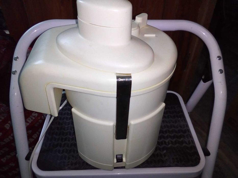 Соковыжималка Журавинка(СССР)