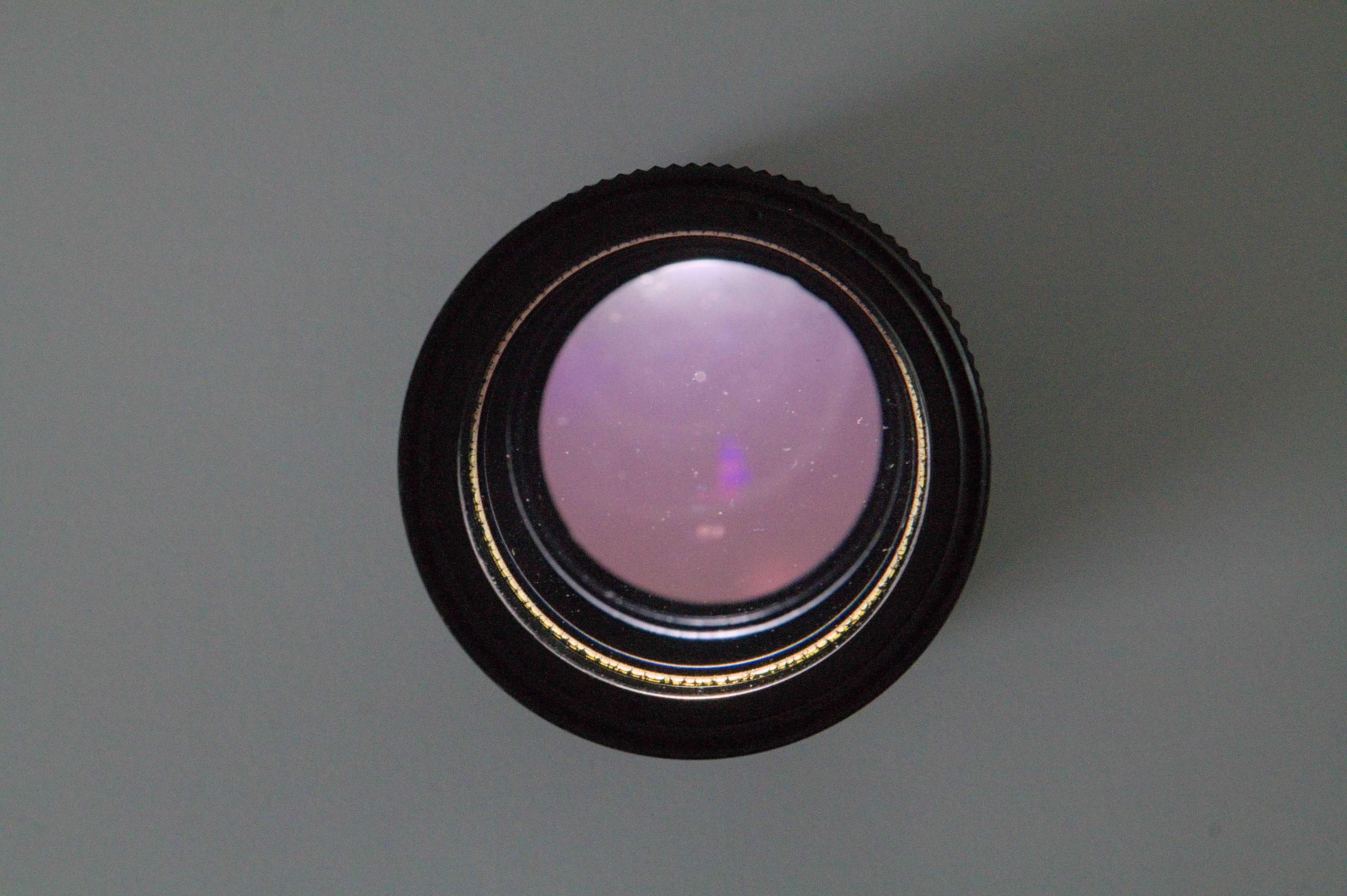 PENTACON auto 2.8/135mm MC com adaptador Canon EF