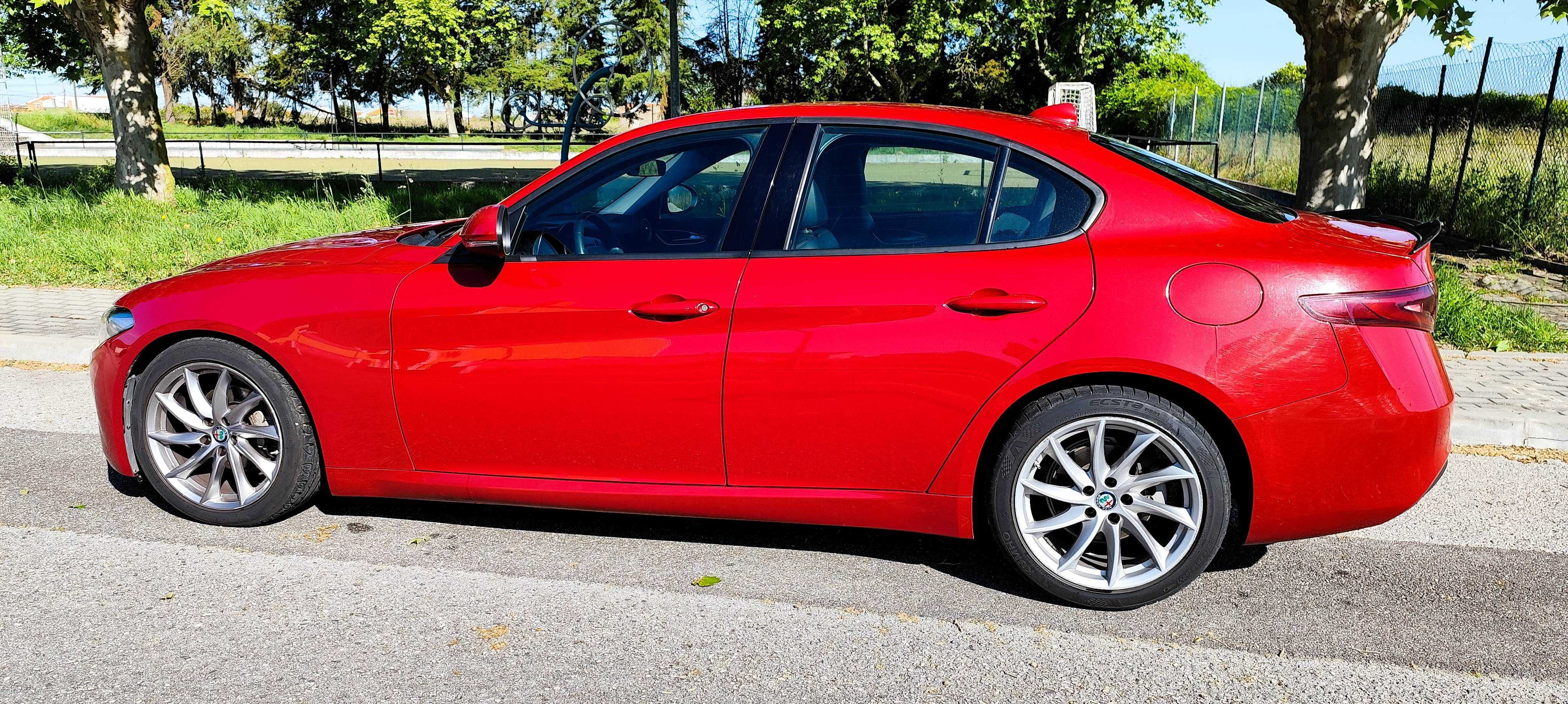Alfa Romeo Giulia 2.2 Diesel  AT8  180CV