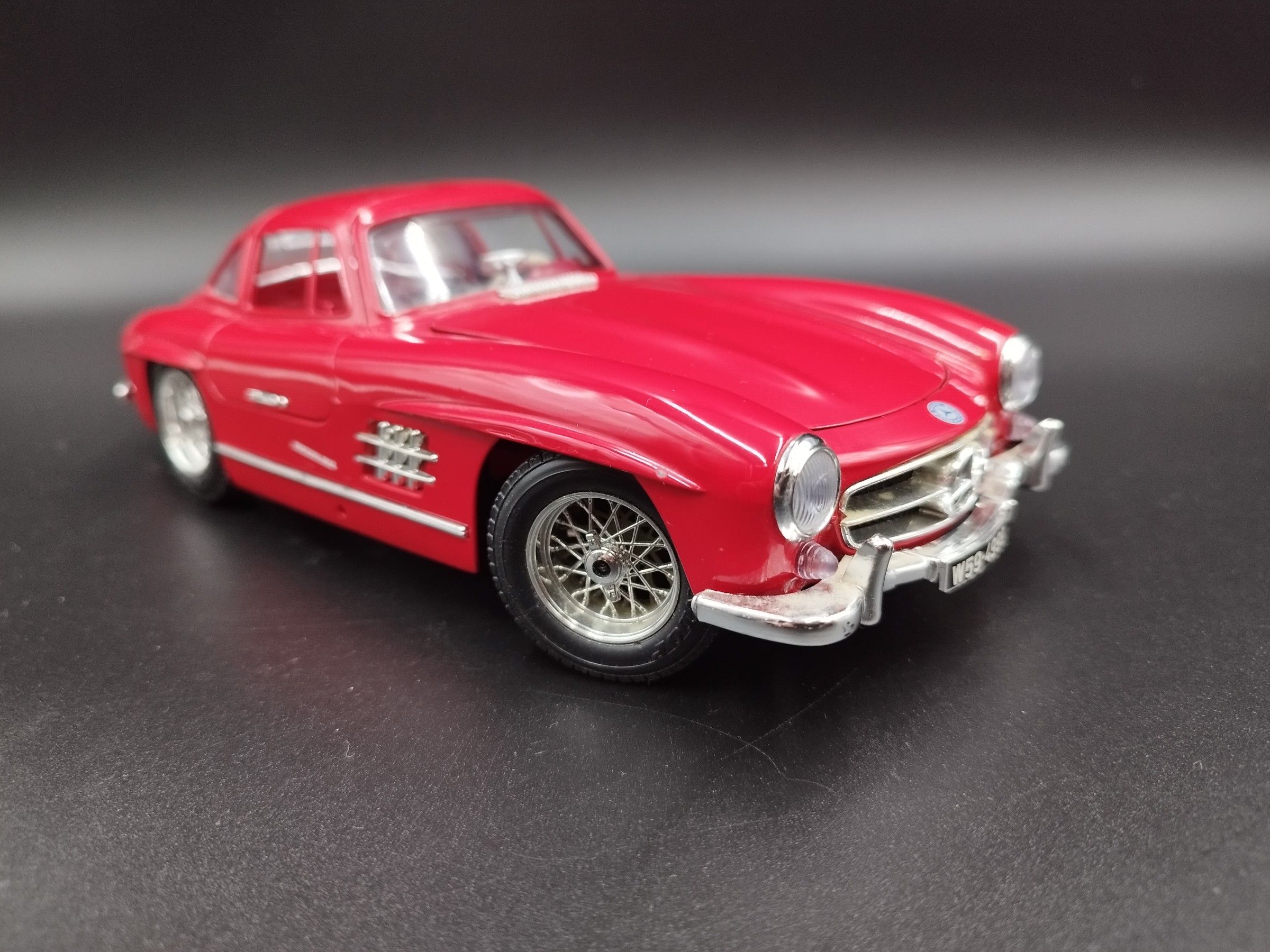 1:18 Bburago 1954 Mercedes Benz 300SL Mille Miglia model używany