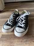 Czarne niskie Converse 40