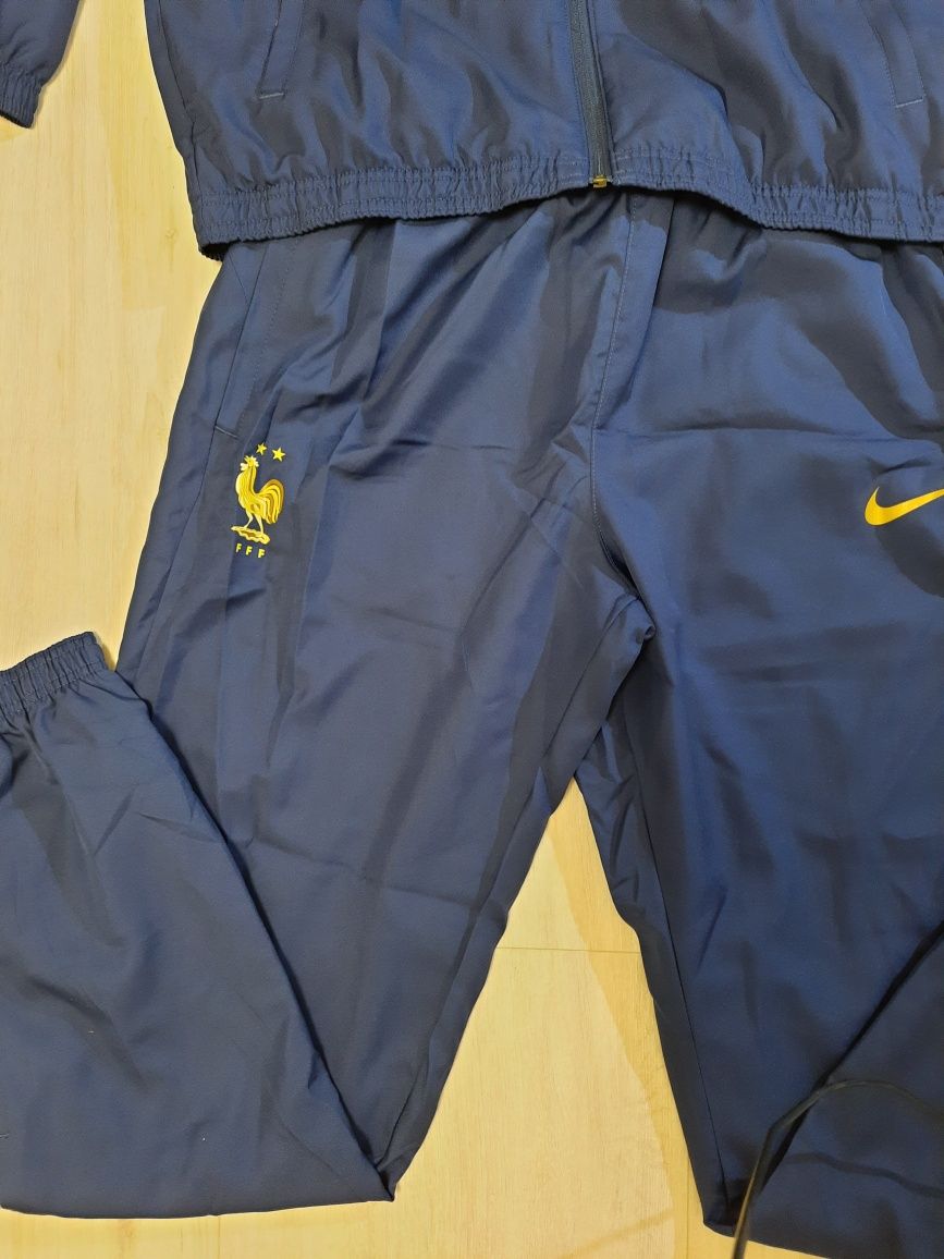 Оригінальний чоловічий спортивний костюм NIKE DRI-FIT FFF STRIKE BLUE