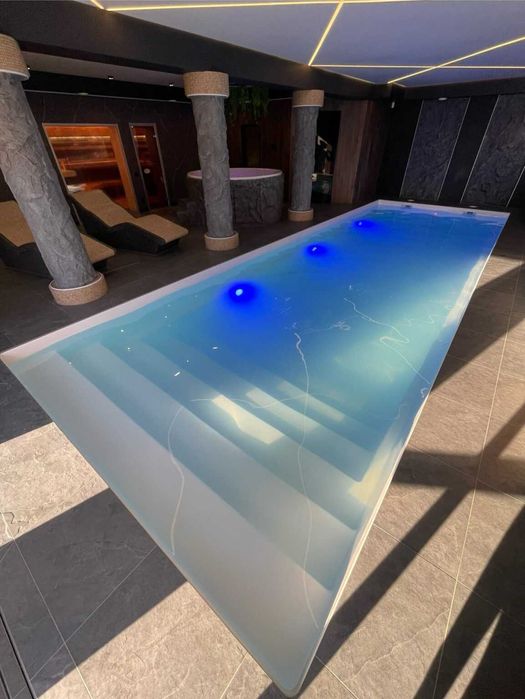 Композитний басейн “Екліпс” 11×3,6×1,5 м | Міцний | Монтаж під ключ