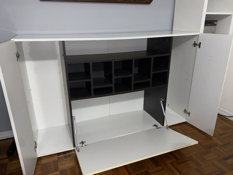 Aparador branco de sala/cozinha