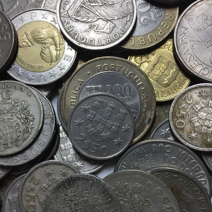 Lote 113 moedas de PORTUGAL
