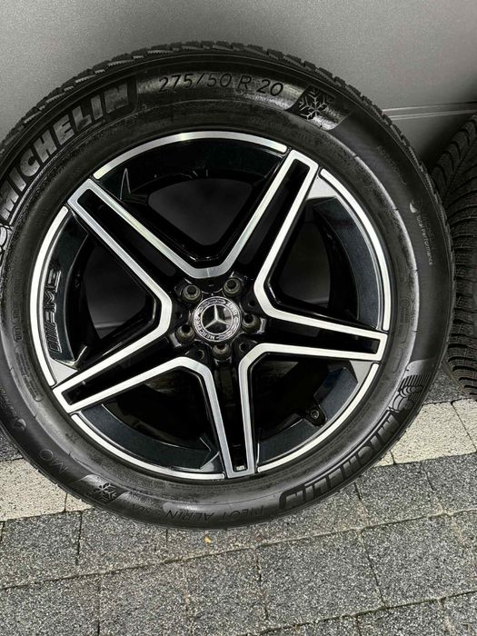 Oryginalne Felgi AMG z oponami do Mercedesa