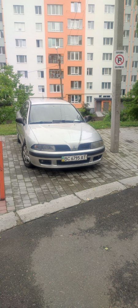 Mitsubishi carizma 2002 Міцубісі кврізма