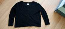 Czarny sweter Vero Moda rozmiar M