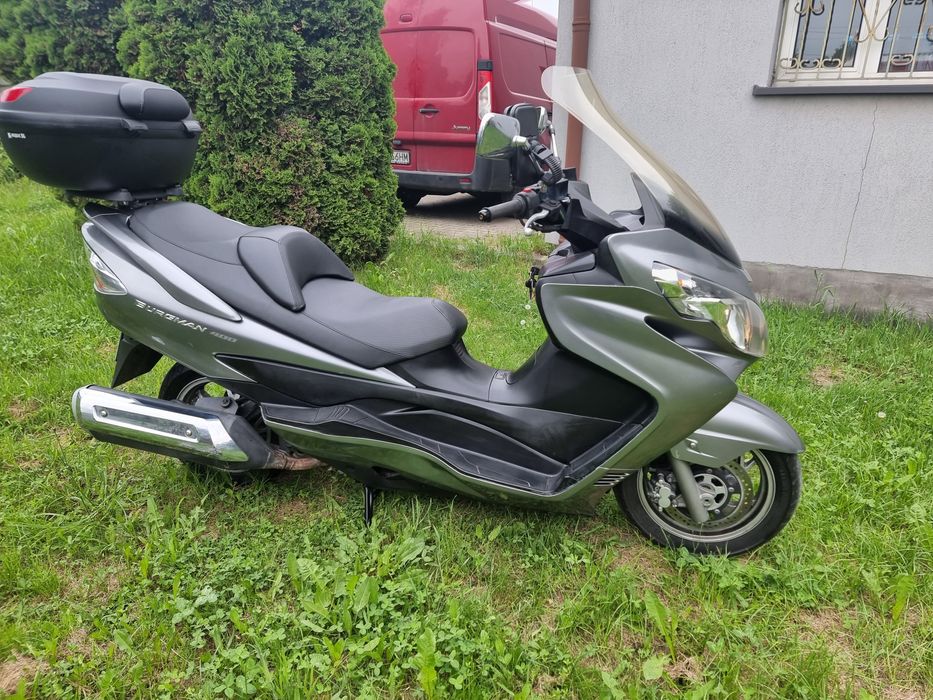 Suzuki burgman 400 zamiana